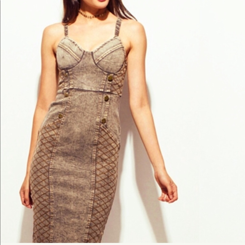NWT Brown Washed Denim Buster Dress! - Picture 3 of 5